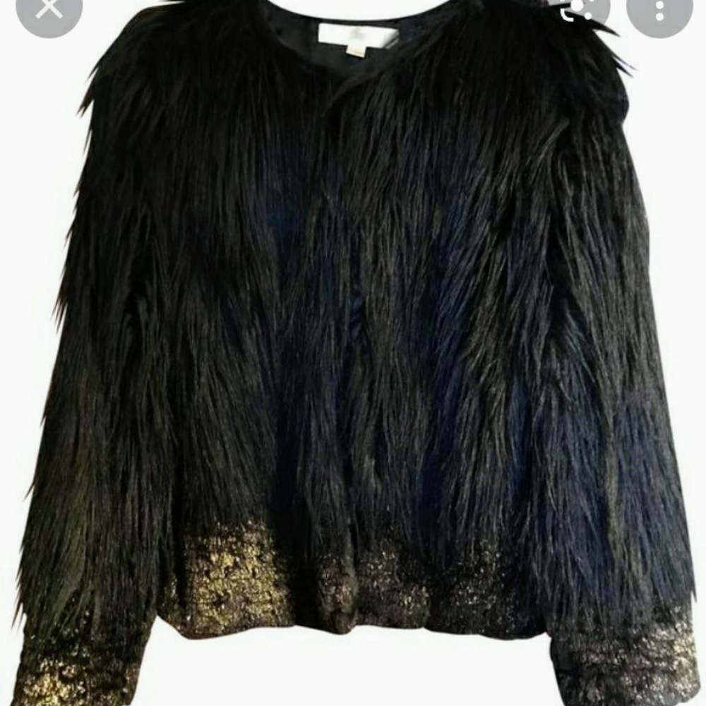 New Blk/Gld Fauk Fur Jacket Tags Attached